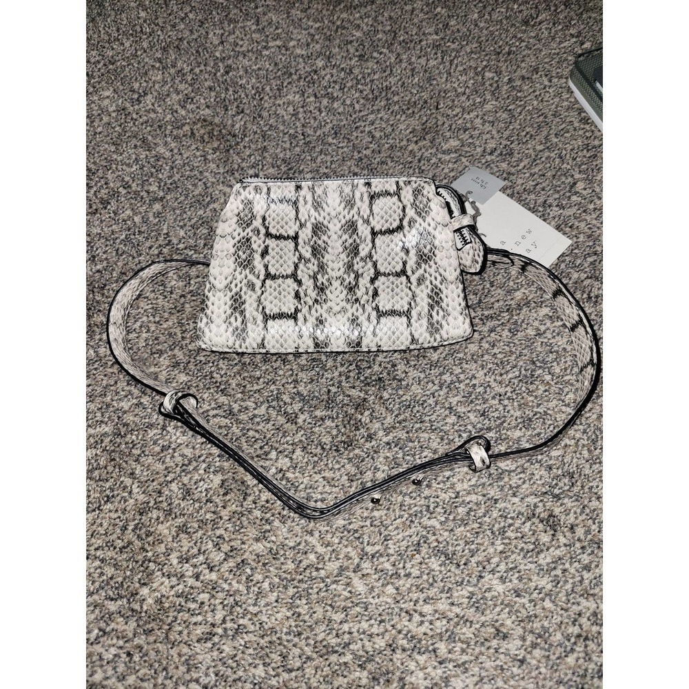 NWT Purse snakeskin print